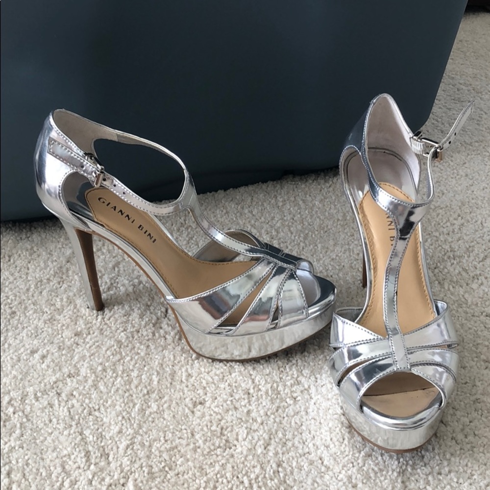 Beautiful silver patent platform heels
